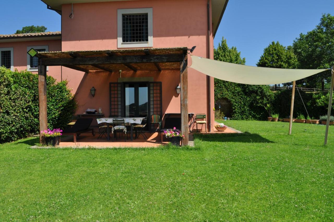 Casale Vicino Al Golf Nazionale Bed & Breakfast Monterosi Exterior photo